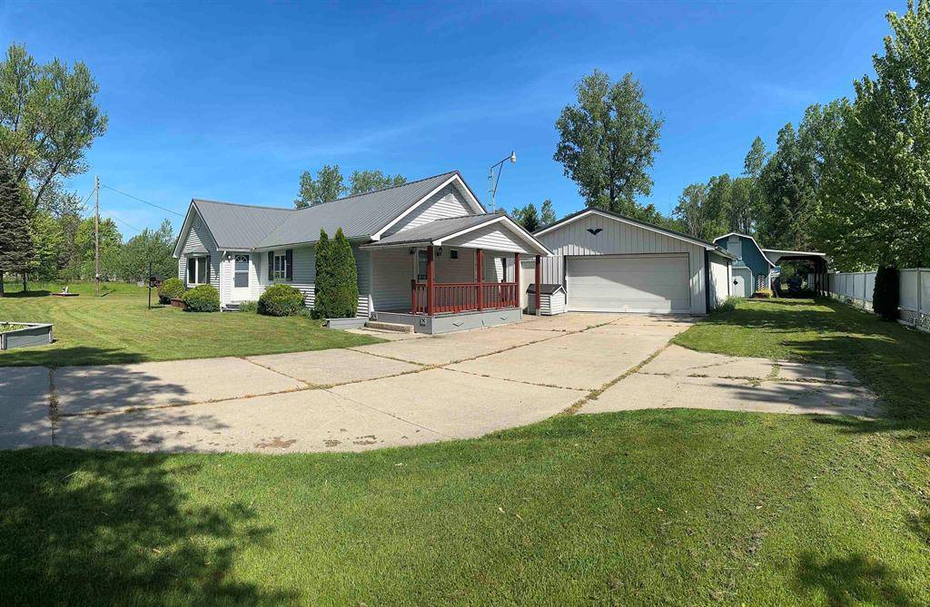 Standish, MI 48658,3218 Pine River Road