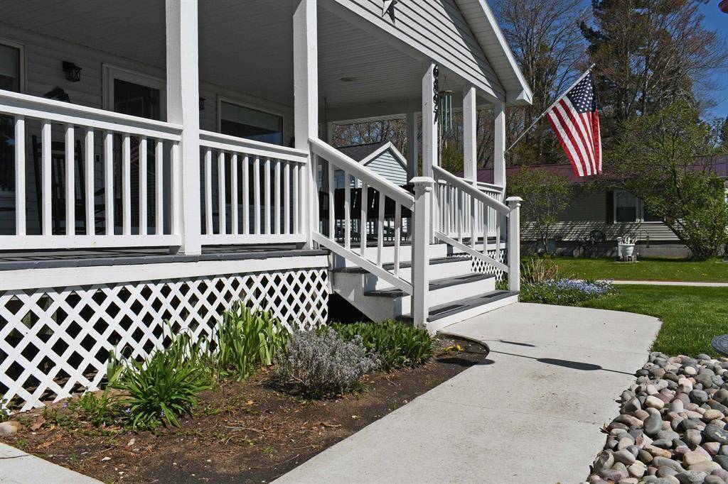 Oscoda Twp, MI 48750,6897 N US-23