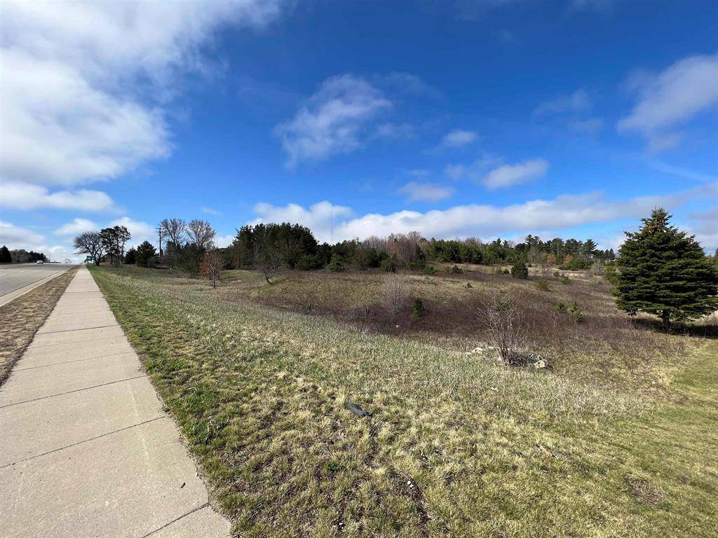 Clam Lake Twp, MI 49601,7642 S Business Us-131