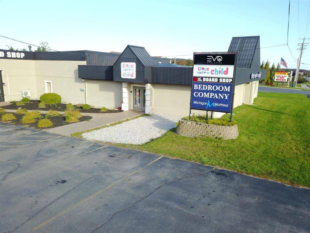 Garfield Twp, MI 49684,2751 N US-31 S Unit: A