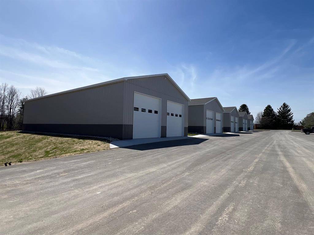 Blair Twp, MI 49685,5925 Storage Loop Drive Unit: 6