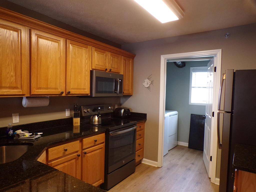 Cadillac, MI 49601,1246 Sunnyside 206