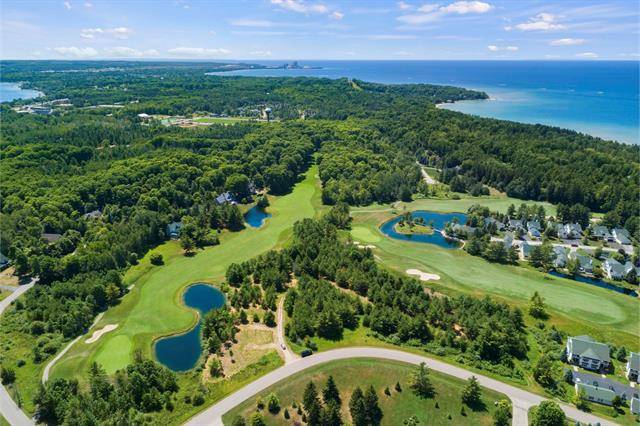 Charlevoix Twp, MI 49720,000 Country Club