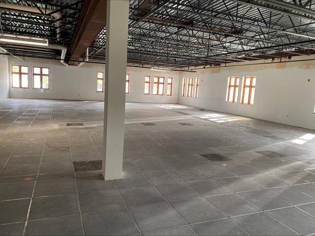 East Bay Twp, MI 49686,700 E Hammond Unit: 400