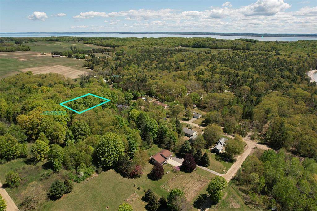 Peninsula Twp, MI 49686,18961 Traverse Street