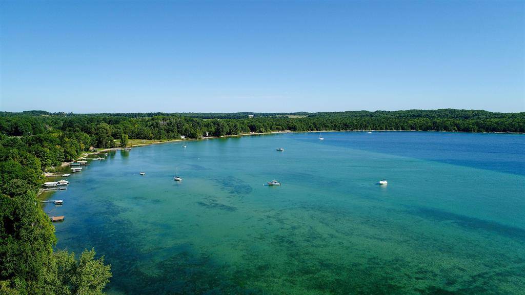 Peninsula Twp, MI 49686,18961 Traverse Street