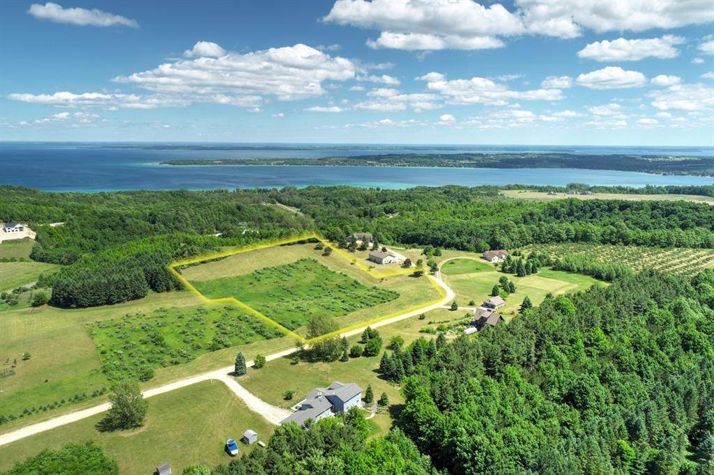 Suttons Bay Twp, MI 49682,N Morning View Lane