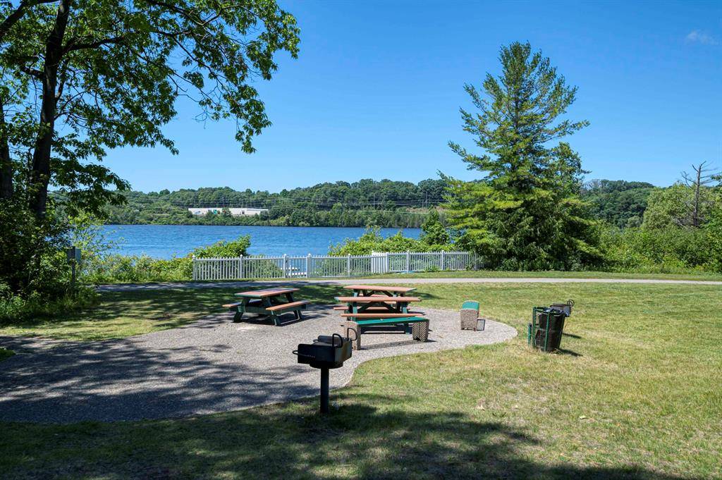 Garfield Twp, MI 49686,1548 Simsbury Street 9