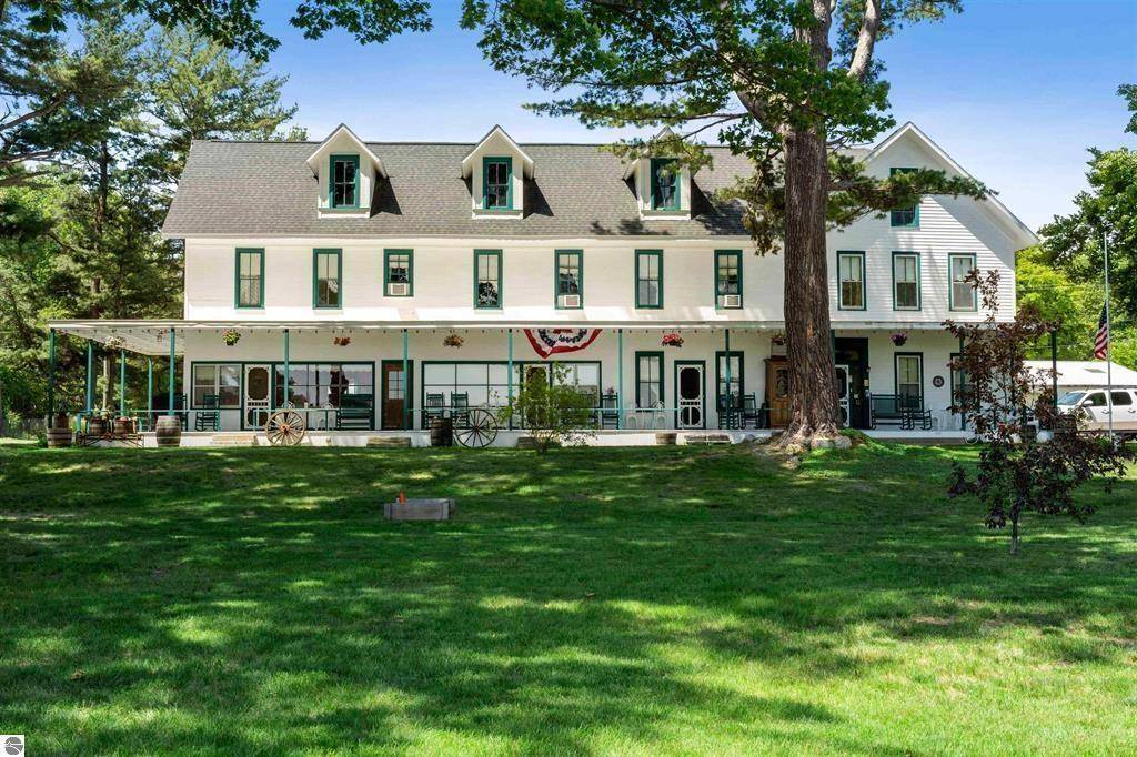 Peninsula Twp, MI 49686,18599 Mission Road