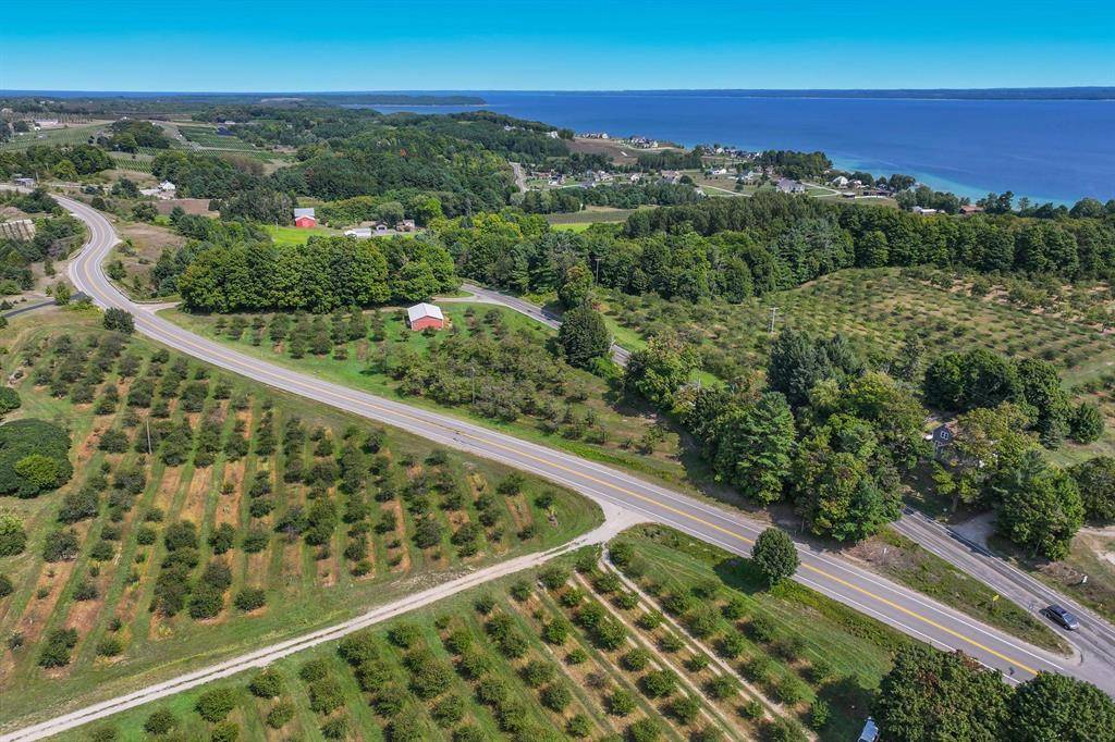 Peninsula Twp, MI 49686,15111 Smokey Hollow Road