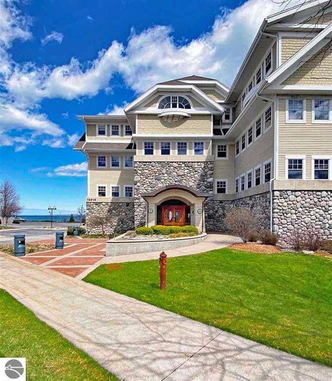 Traverse City, MI 49684,13919 S West Bayshore Drive Unit: G03