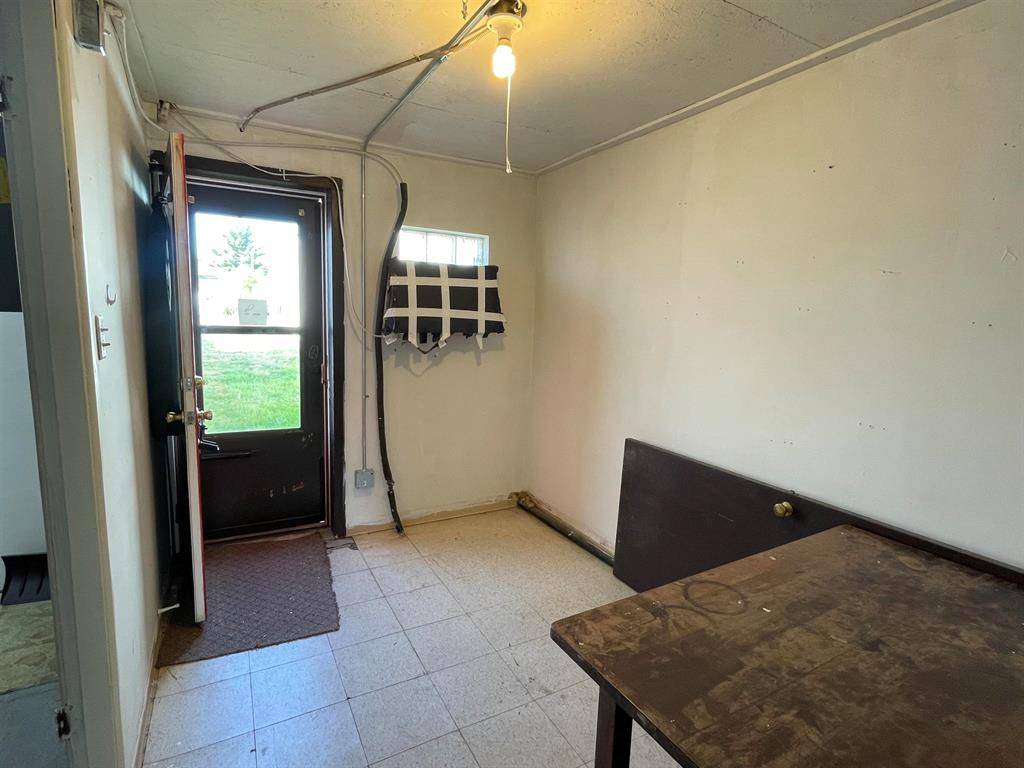 Pleasant Plains Twp, MI 49304,833 Michigan Avenue