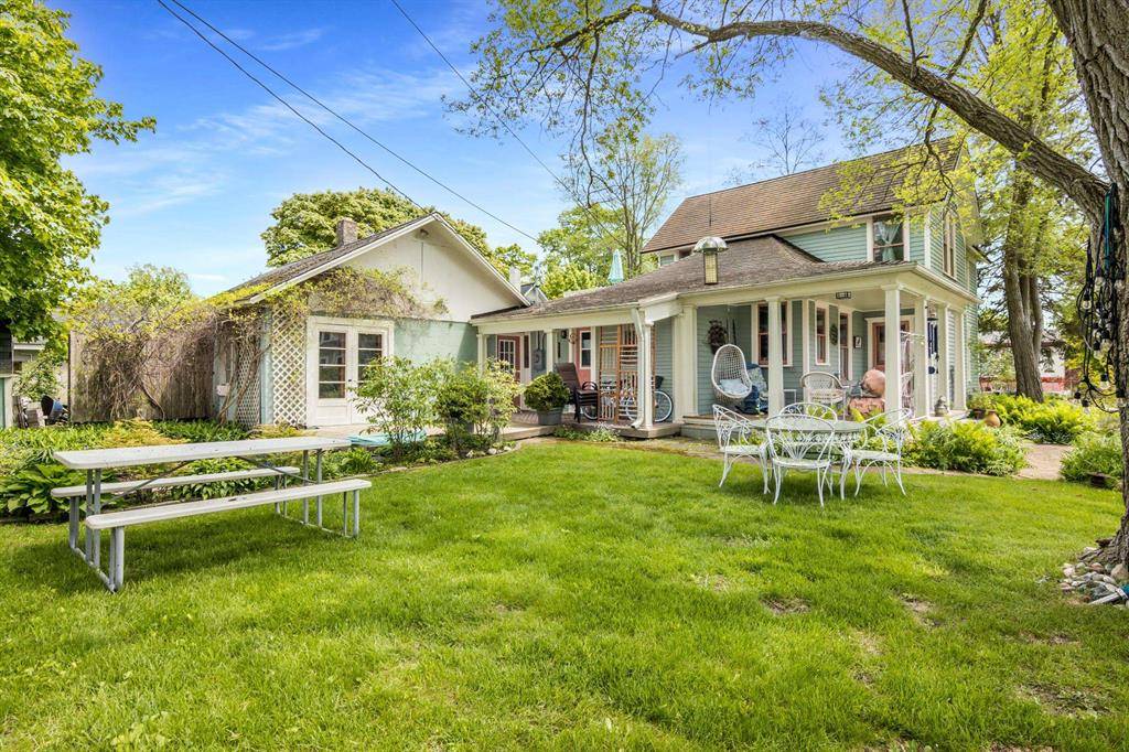 Elk Rapids Twp, MI 49629,214 Traverse
