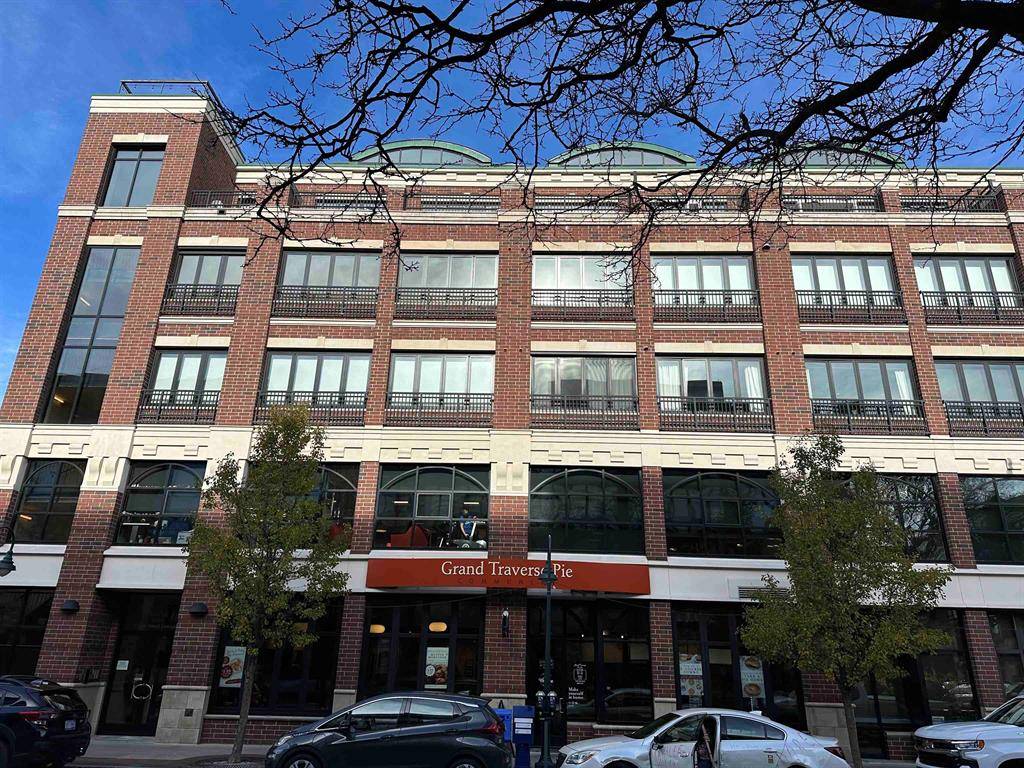 Traverse City, MI 49684,101 N Park Street 409