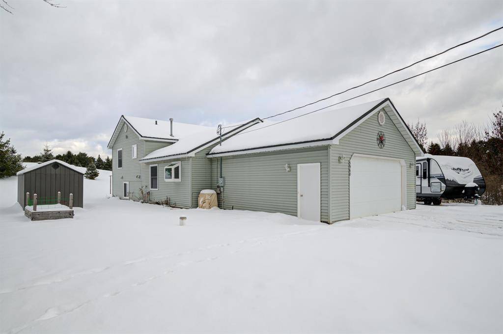 Garfield Twp, MI 49685,5968 Boone Road