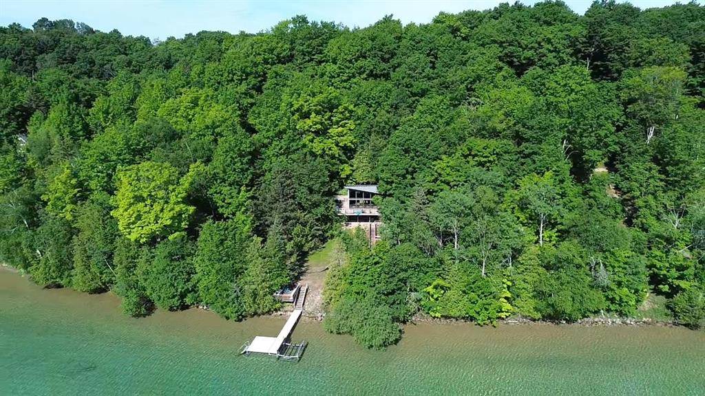 Milton Twp, MI 49648,7681 NW Torch Lake Drive