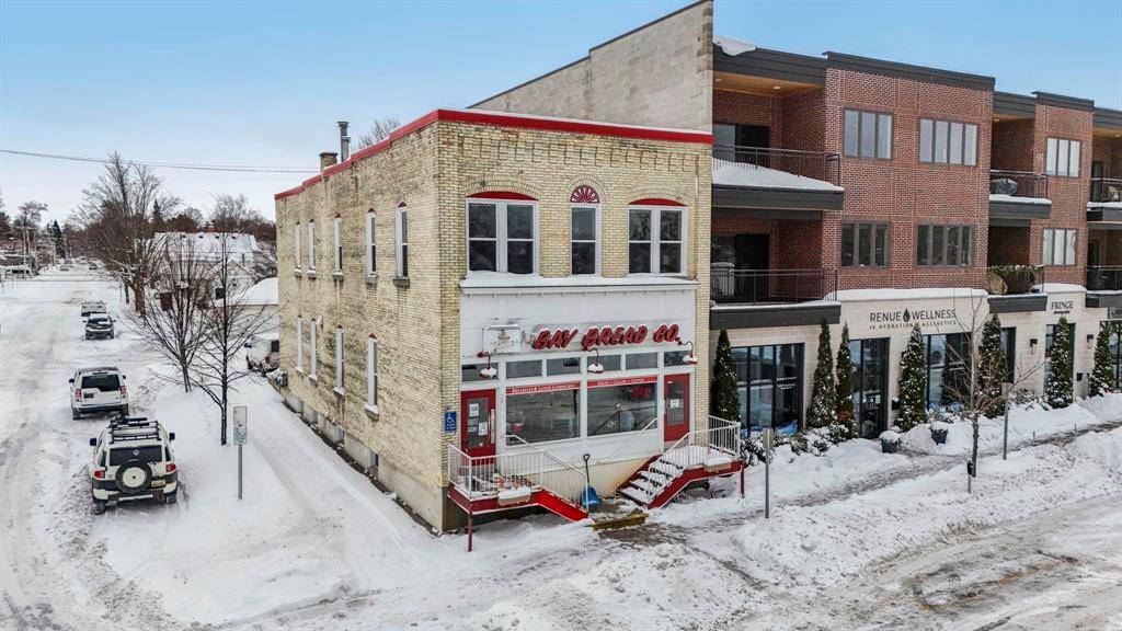 Traverse City, MI 49684,601 Randolph Street Lot: 11