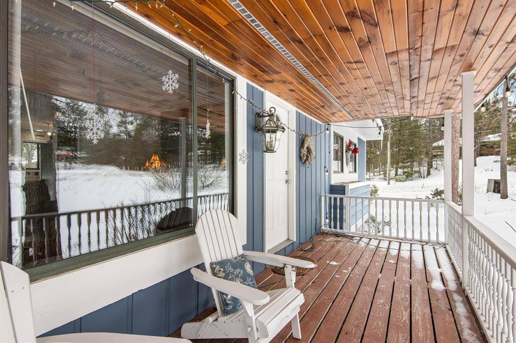 East Bay Twp, MI 49686,3805 Holiday Village Drive