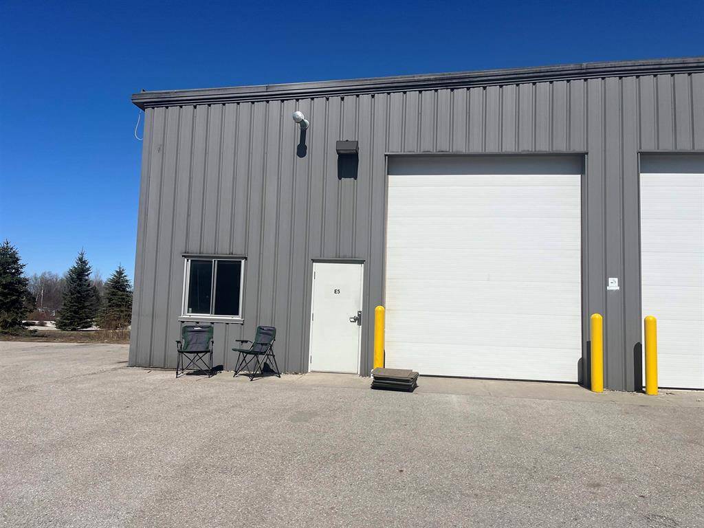 East Bay Twp, MI 49686,789 Industrial Circle Lot: 10 Unit: 5