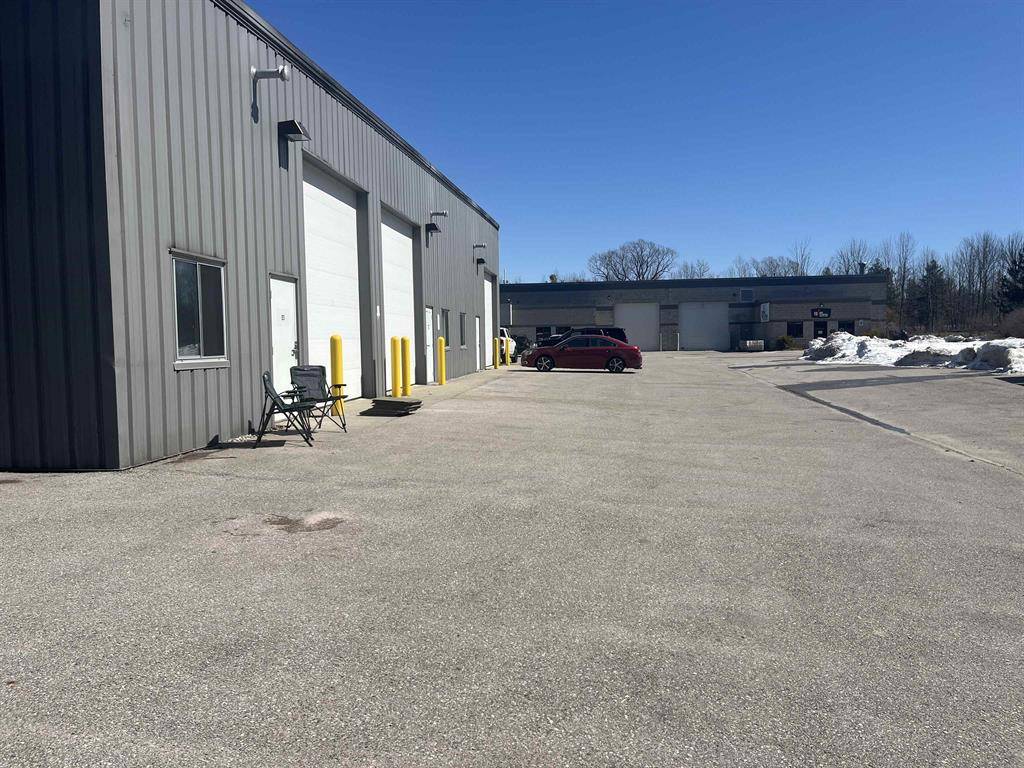 East Bay Twp, MI 49686,789 Industrial Circle Lot: 10 Unit: 5