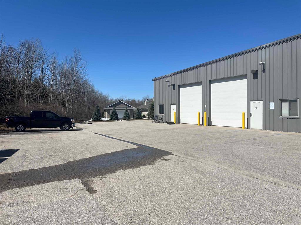 East Bay Twp, MI 49686,789 Industrial Circle Lot: 10 Unit: 5