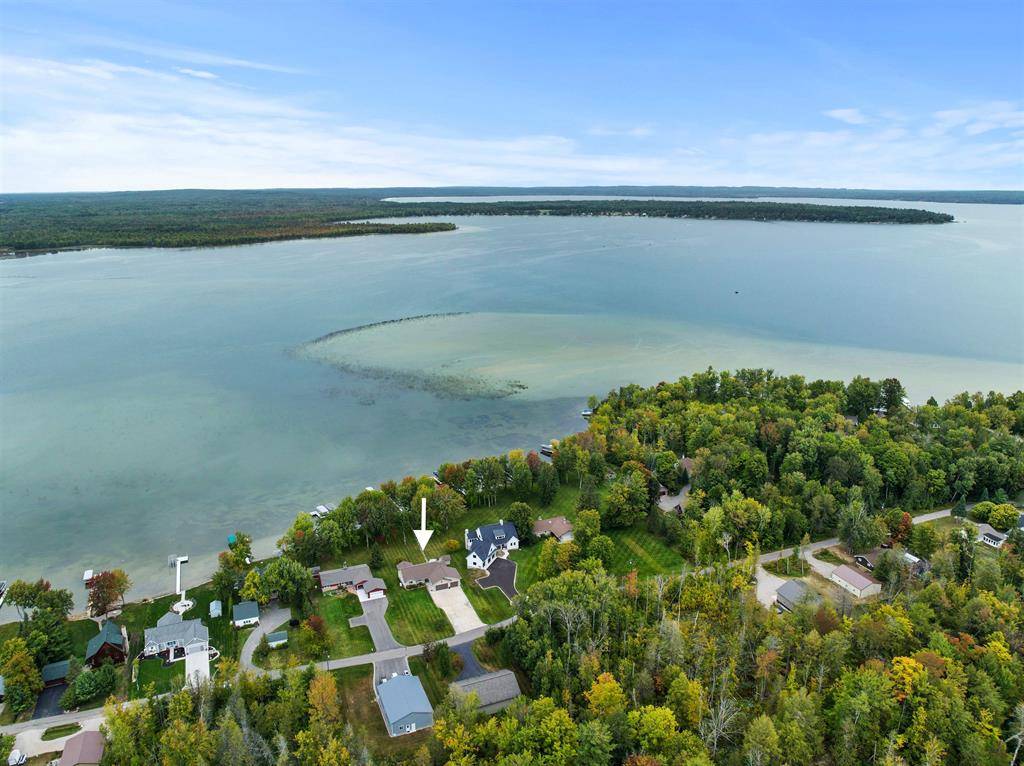 Tuscarora Twp, MI 49706,11246 Kings Point