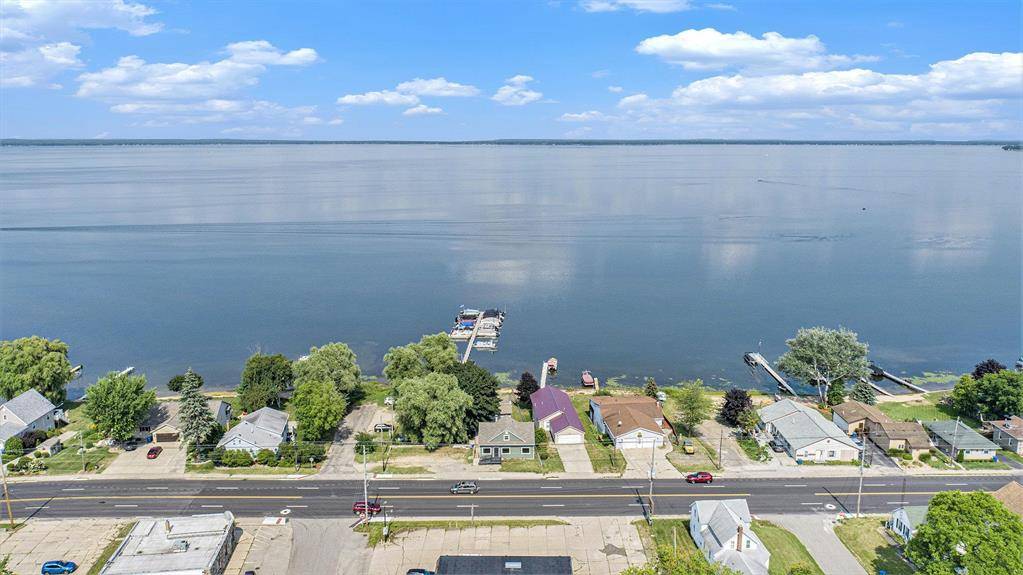 Roscommon Twp, MI 48629,5968 W Houghton Lake Road