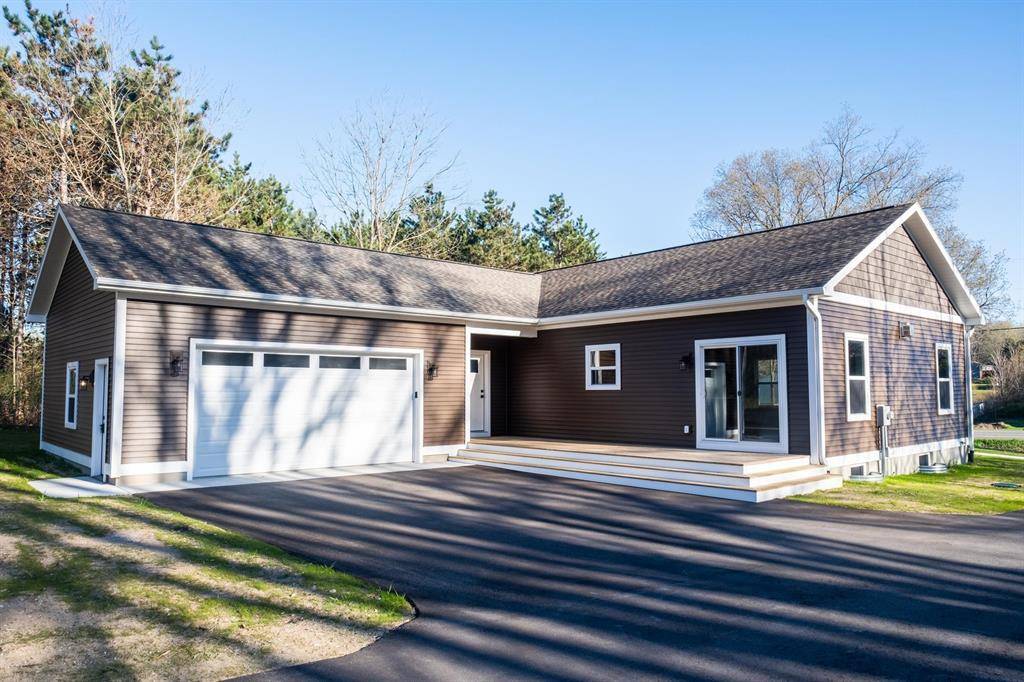 East Bay Twp, MI 49696,3680 Supply Road