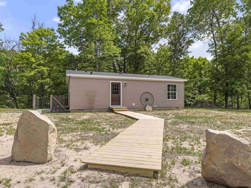 South Branch Twp, MI 49689,8761 W 48 Road