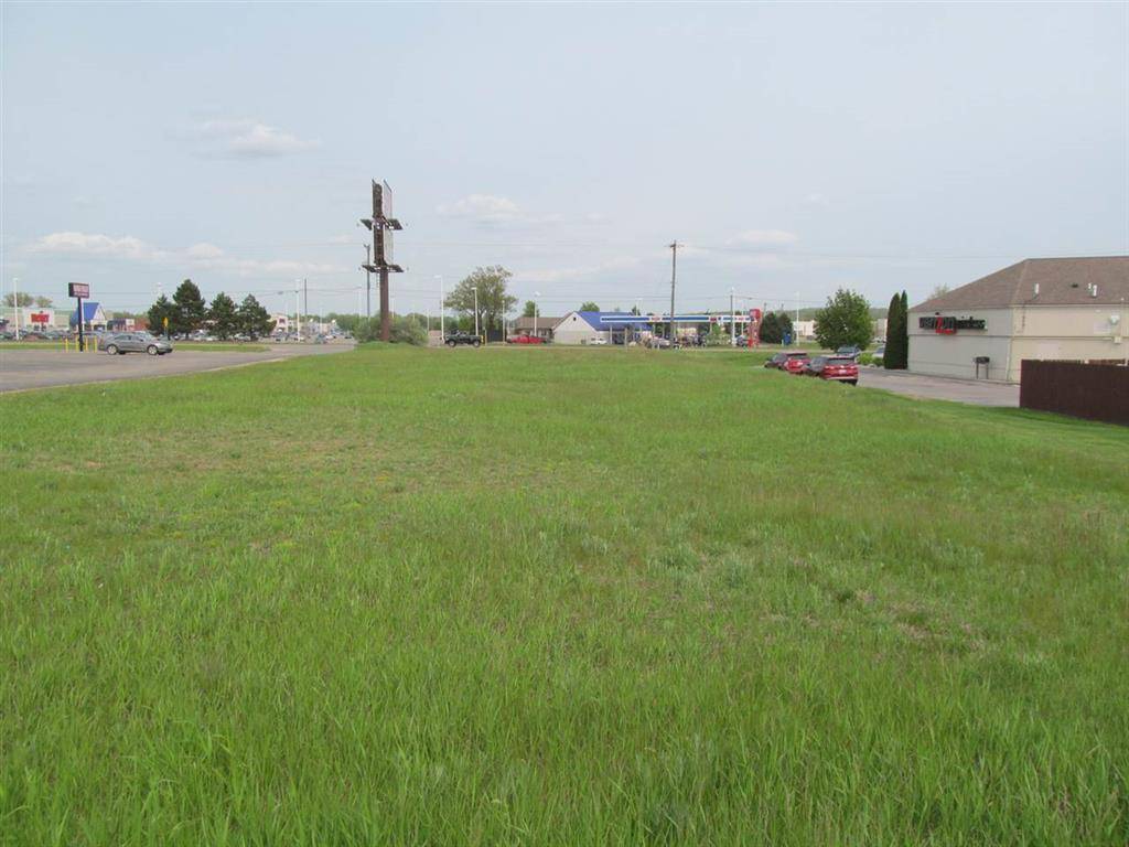 Haring Twp, MI 49601,3910 S Mackinaw Trail Old US-131/N. Mitchell St.