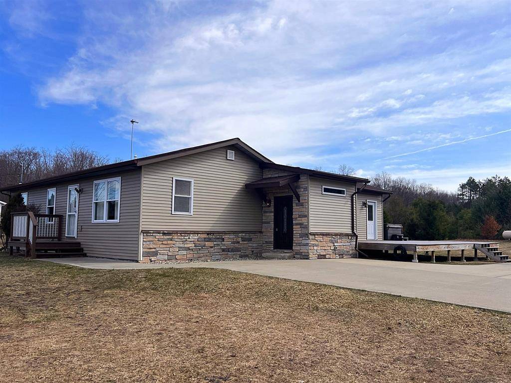 Selma Twp, MI 49601,879 S 35 Road