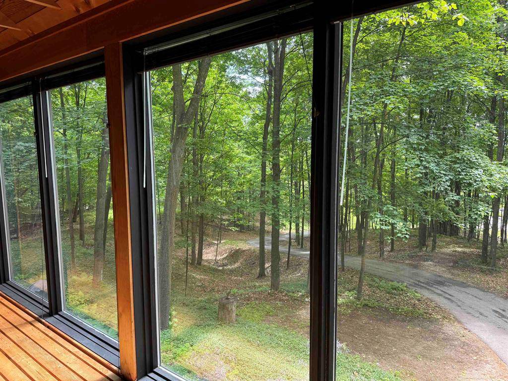 Suttons Bay Twp, MI 49682,400 W Broadway