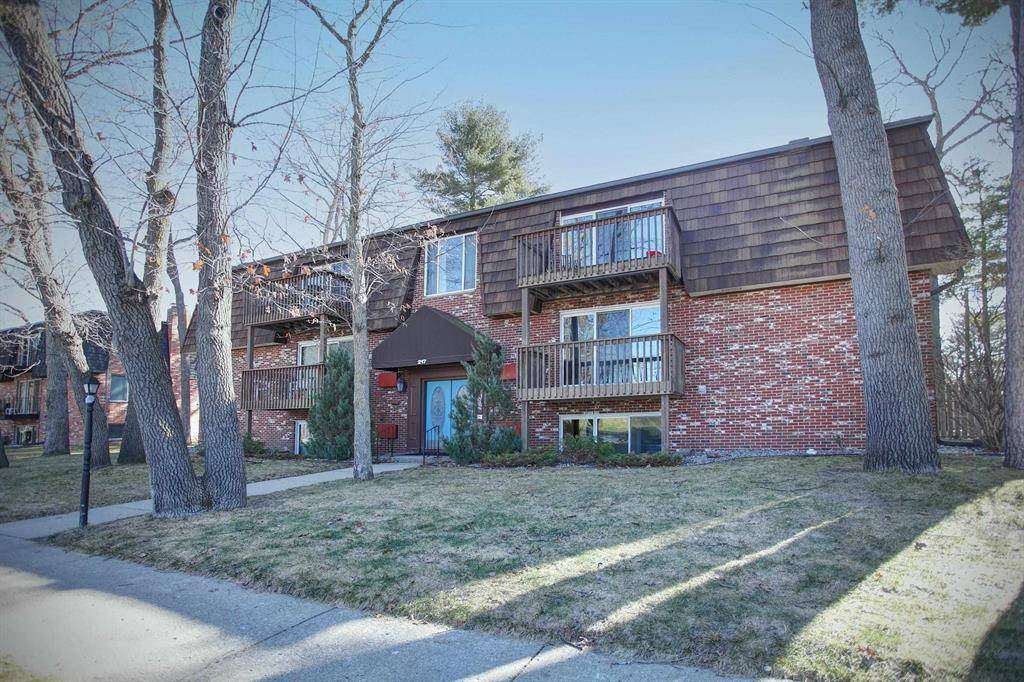 Traverse City, MI 49686,217 Fair Street 4