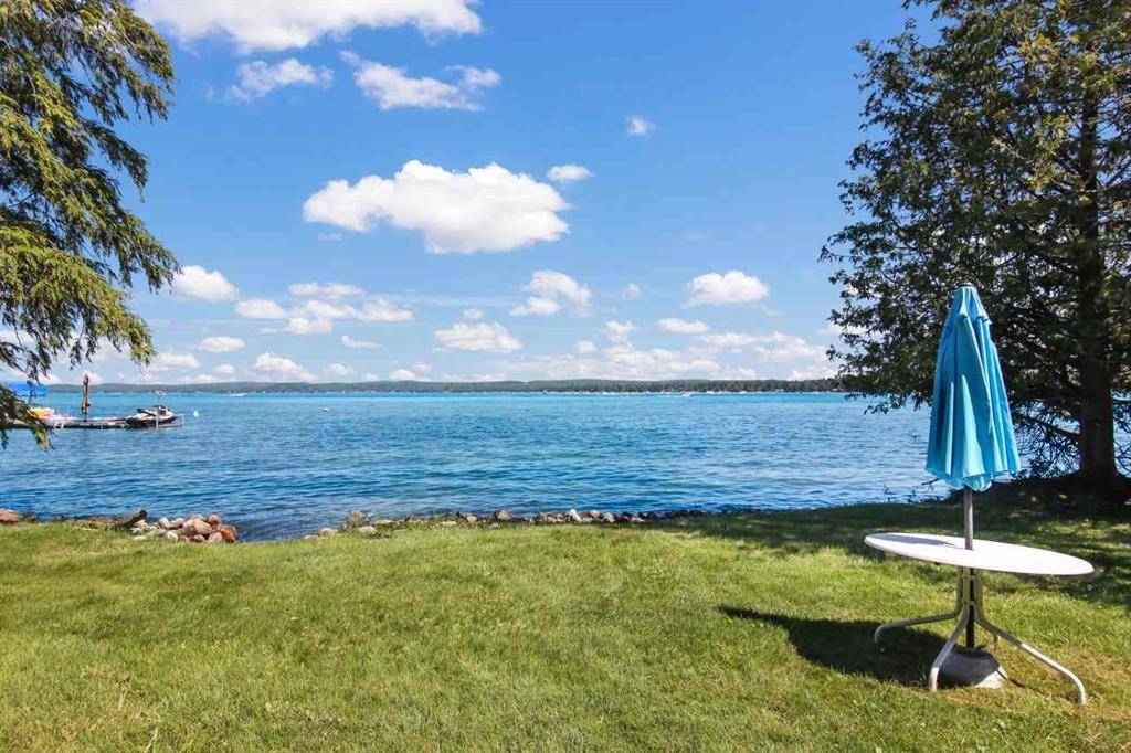 Milton Twp, MI 49676,12147 SW Torch Lake Drive