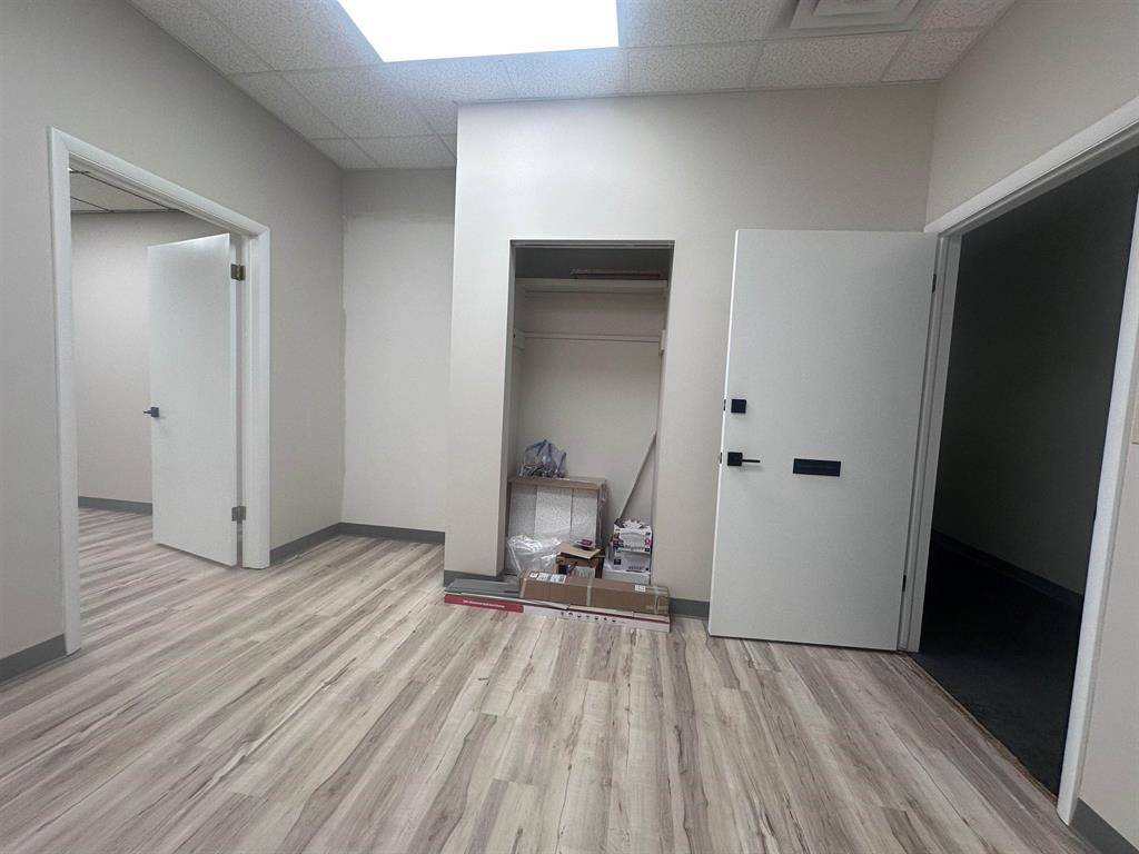 Traverse City, MI 49686,324 E Front Street Unit: Suite A