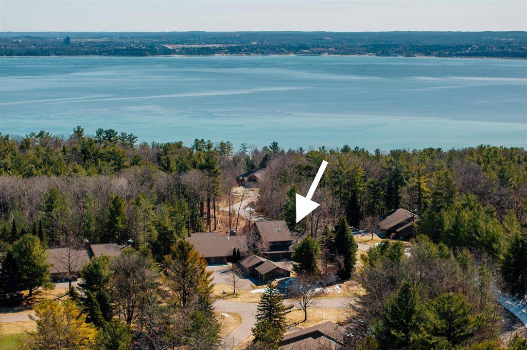 Peninsula Twp, MI 49686,6432 Mission Ridge