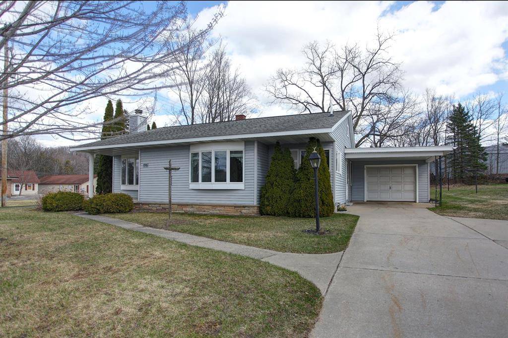 Paradise Twp, MI 49649,106 N Brownson Avenue