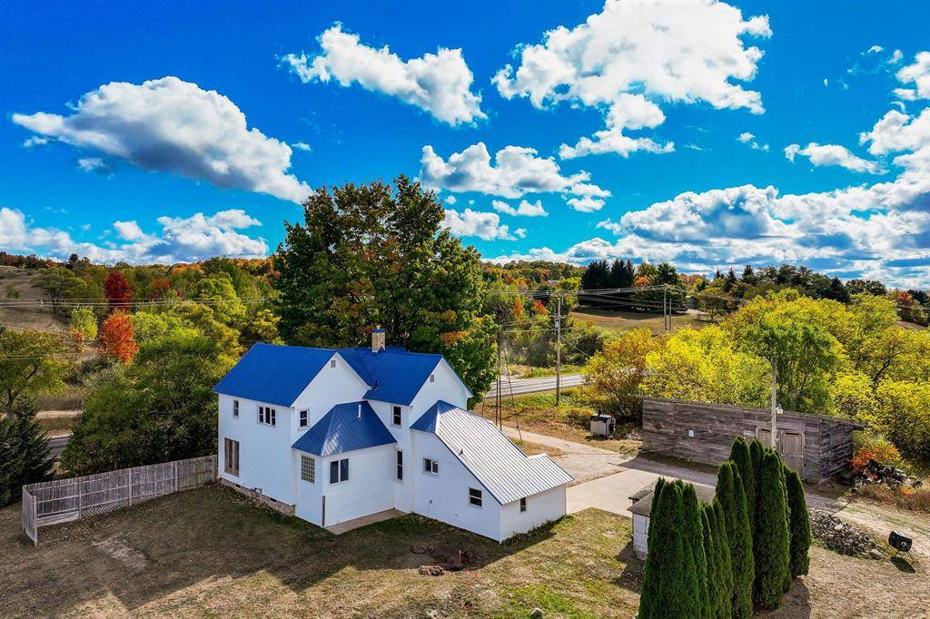 Elmwood Twp, MI 49684,9304 S Lake Leelanau