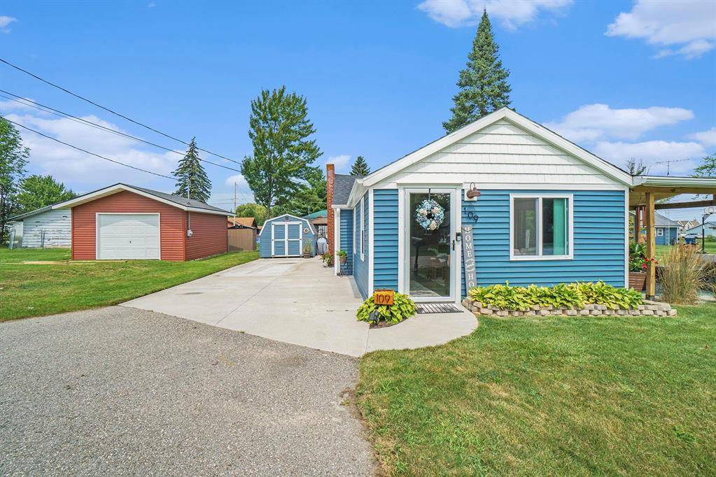 Roscommon Twp, MI 48629,109 Simmer Street