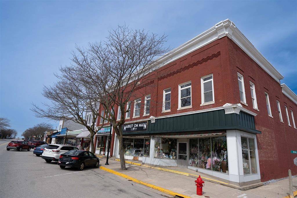 Frankfort, MI 49635,433 Main Street