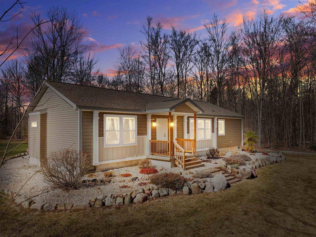 Norwich Twp, MI 49651,2872 E Phelps Road