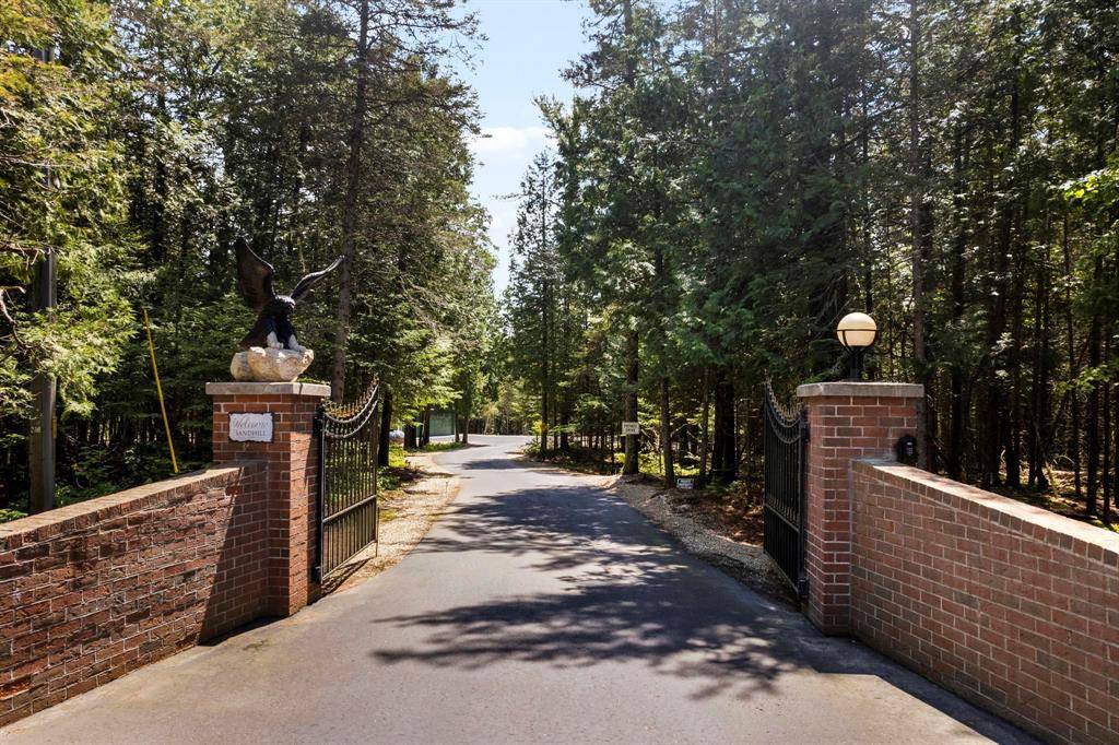 Manistique Twp, MI 49854,5343 Michibay Drive