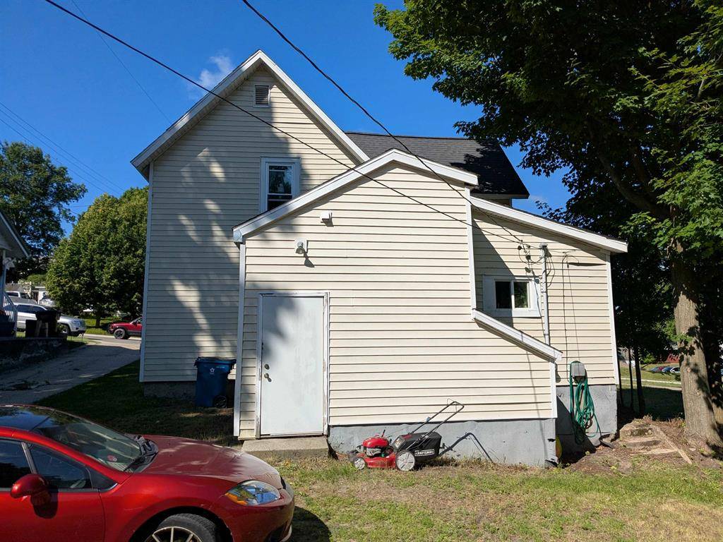 Haring Twp, MI 49601,218 N Simons Street