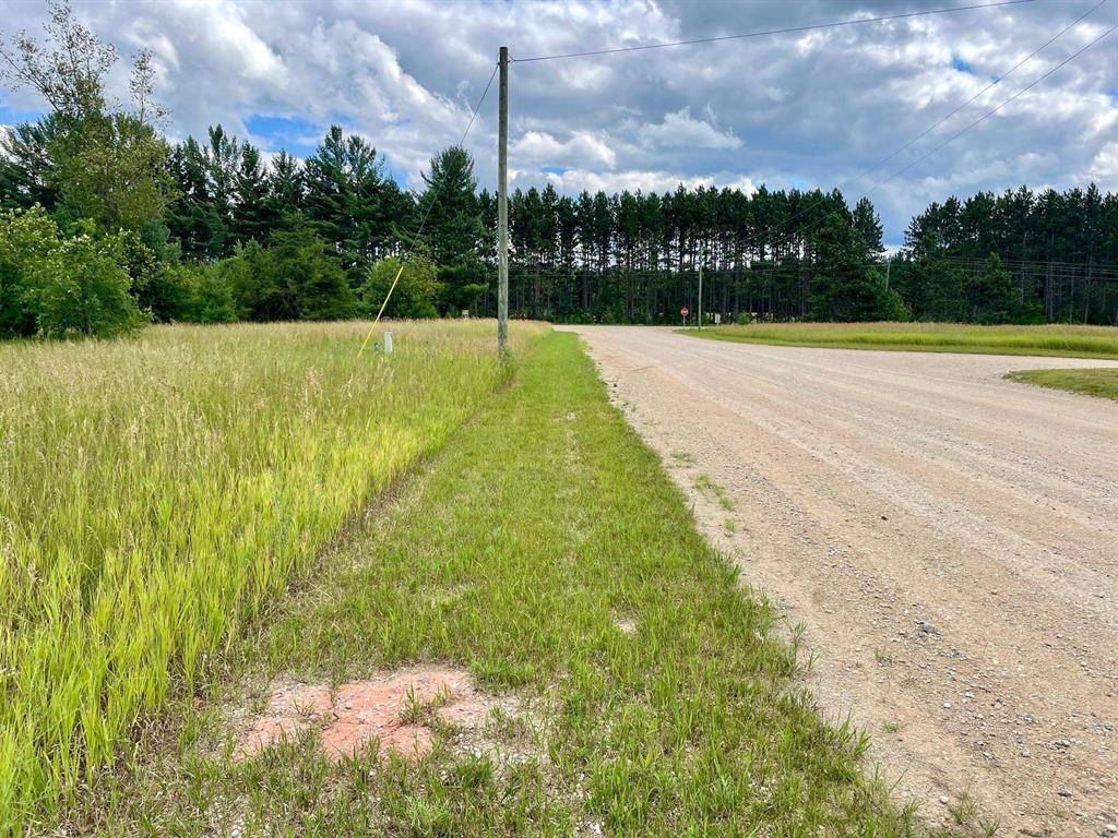 Kalkaska Twp, MI 49646,987 Quail Drive