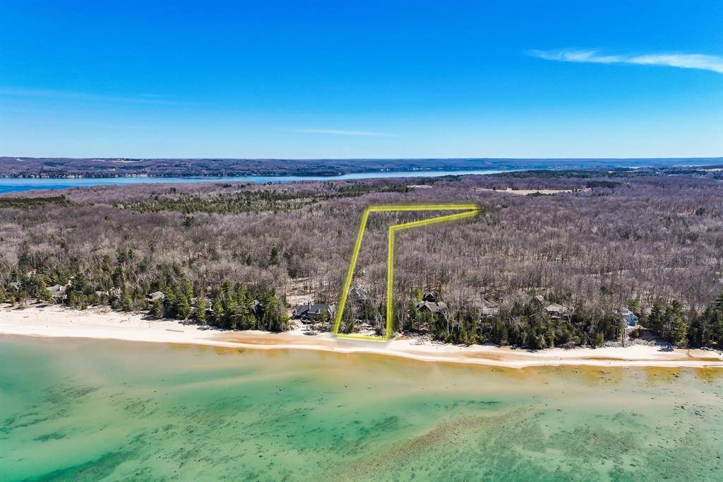 Torch Lake Twp, MI 49648,1995 San Marino Trail