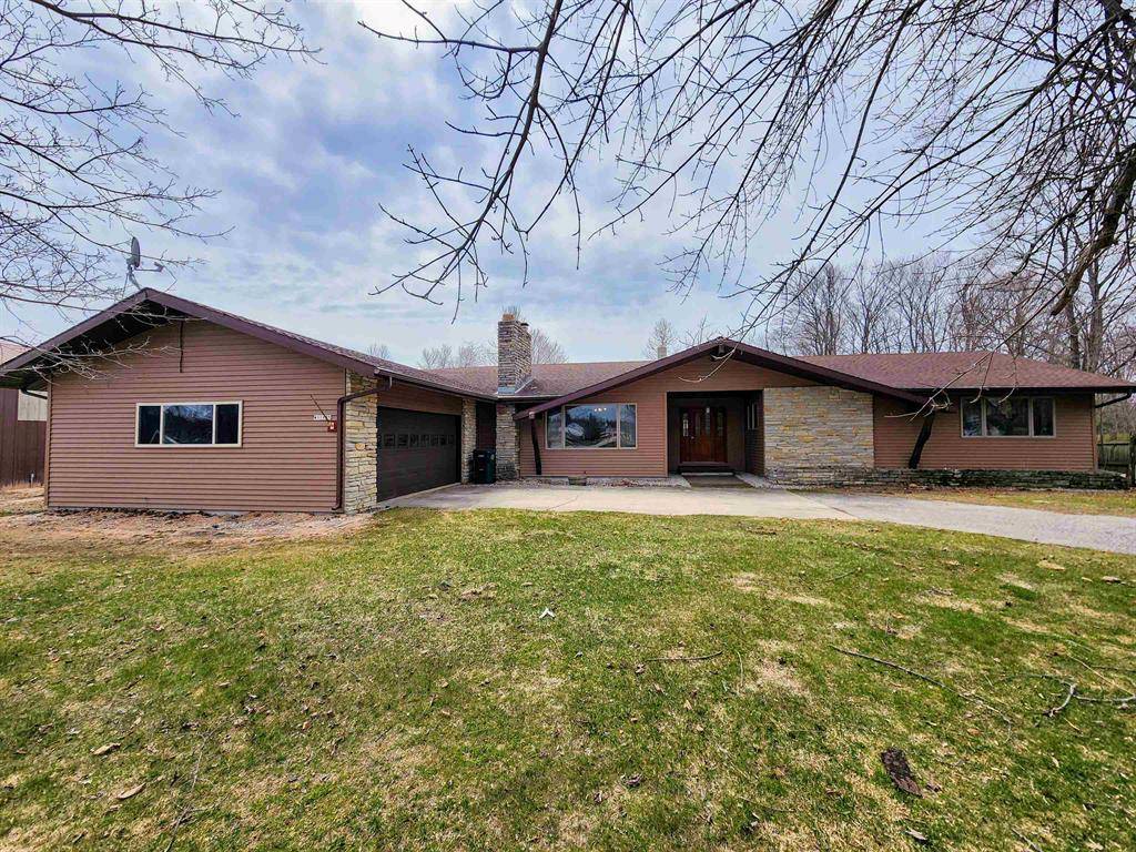 Garfield Twp, MI 49762,W 11635 Lake Street