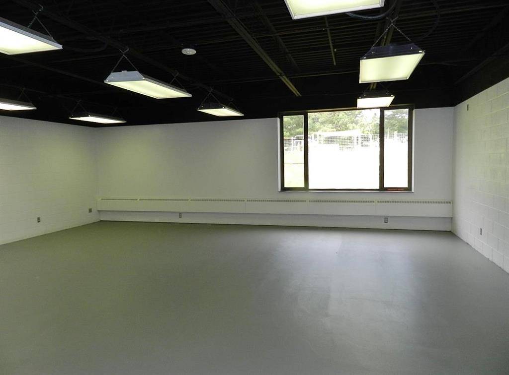 Long Lake Twp, MI 49685,7738 N Long Lake Road Unit: 150