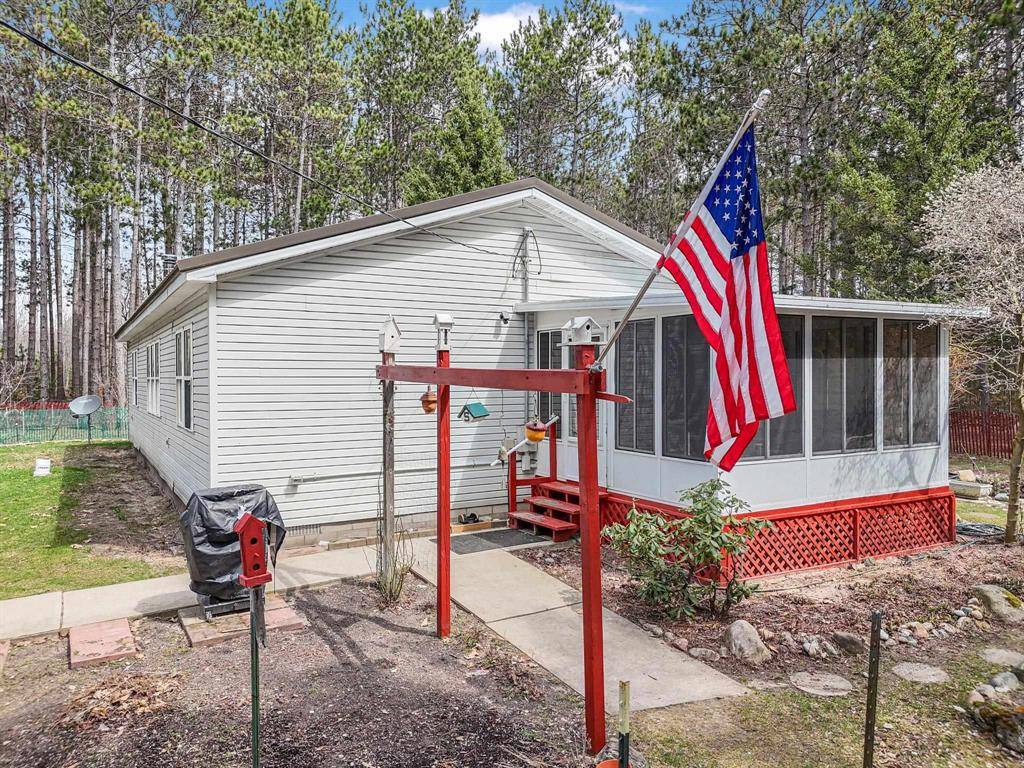 Mayfield Twp, MI 49620,9916 S M-37