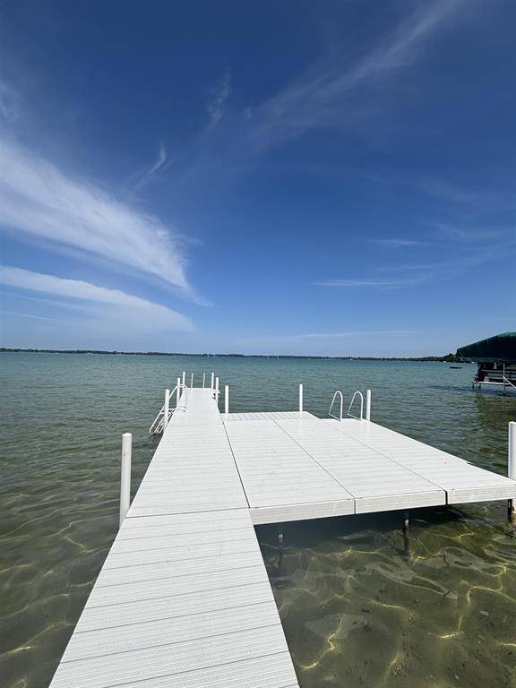 Milton Twp, MI 49676,9710 Cherry Avenue