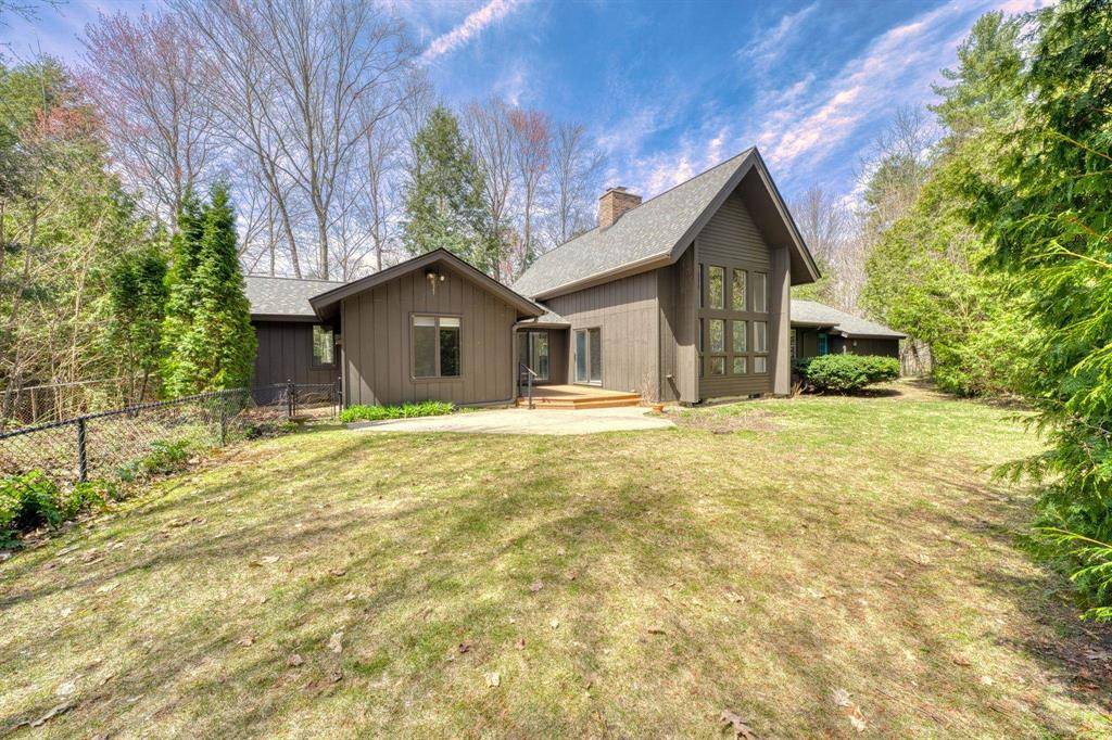 Long Lake Twp, MI 49685,7695 Gingerwood Drive